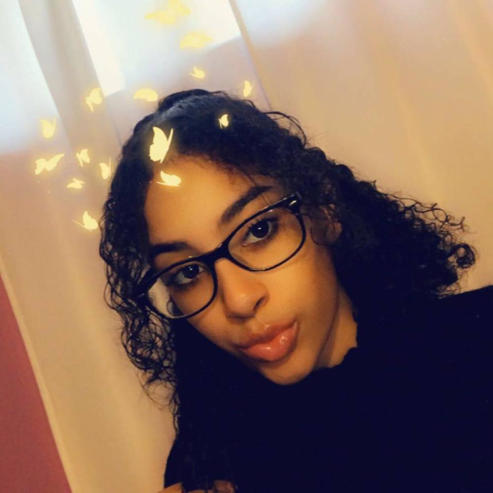 Meet your Posher, Melanie